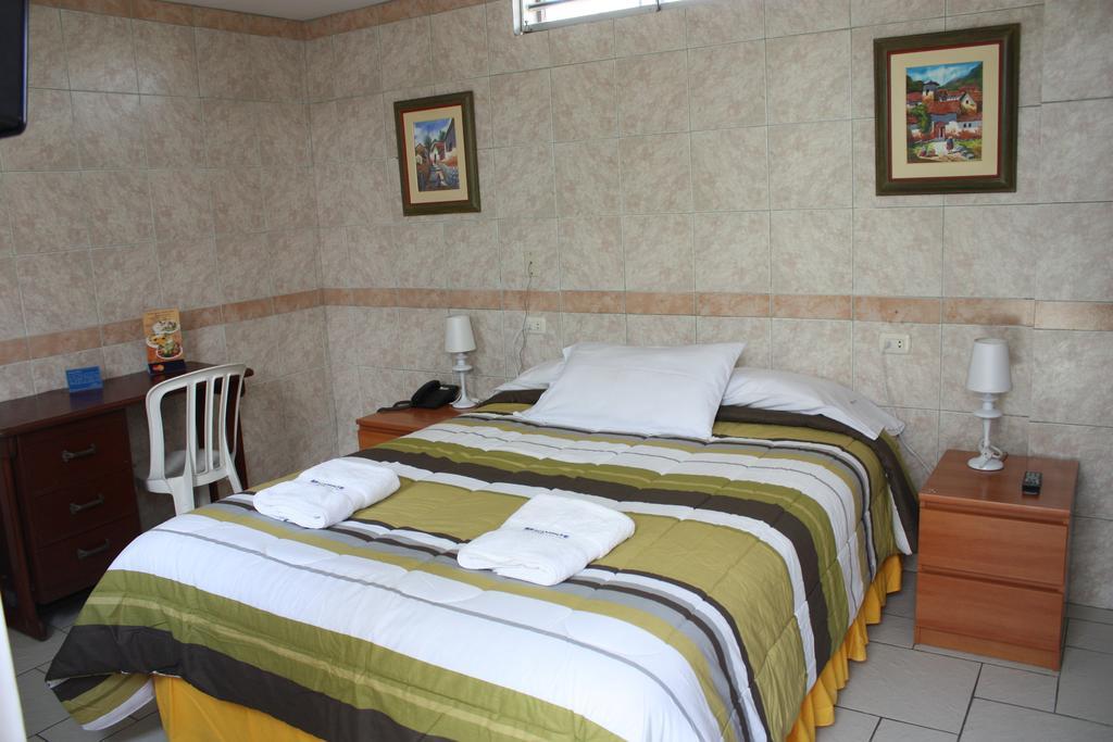Hotel Bracamonte هوانتشاكو الغرفة الصورة